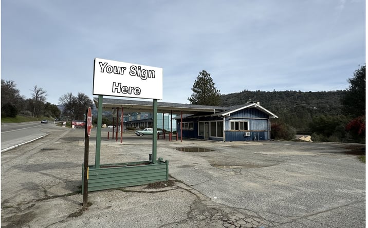 Pictures of Retail property located at 40843 CA-41, Oakhurst, CA 93644 for sales - image #1