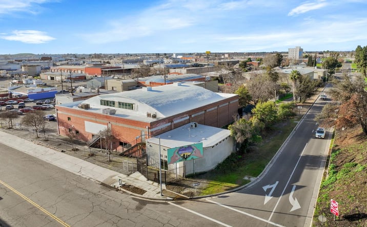 Pictures of Retail property located at 2428 San Benito St, Fresno, CA 93721 for sales - image #1