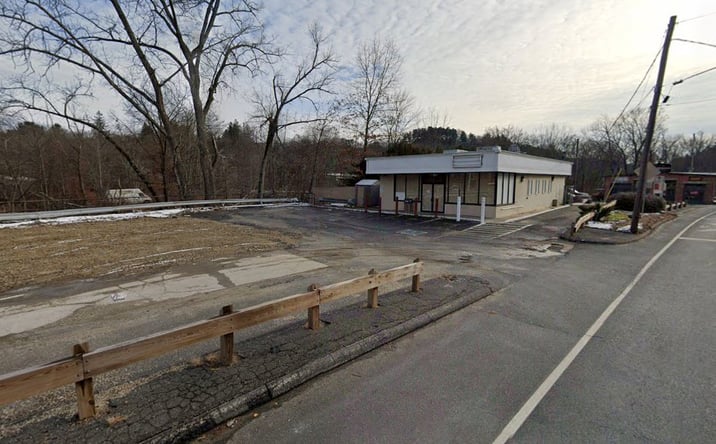 Pictures of Retail property located at 10 River Rd, Stafford Springs, CT 06076 for sales - image #1