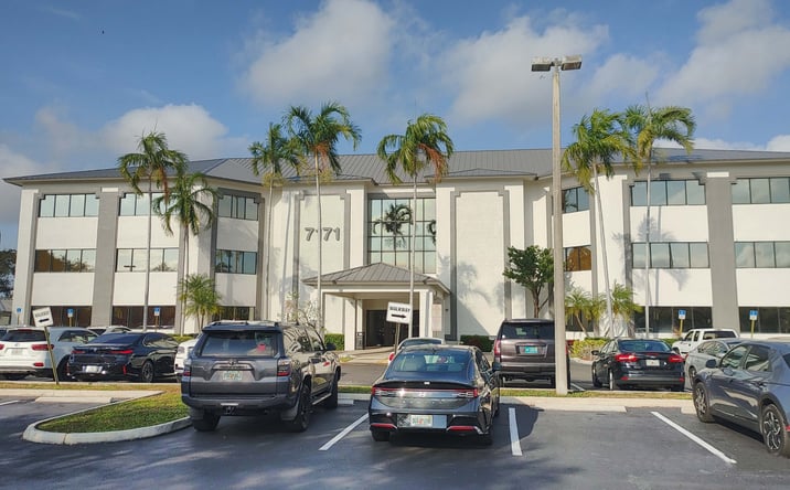 Pictures of Office property located at 7171 N University Dr, Tamarac, FL 33321 for sales - image #1