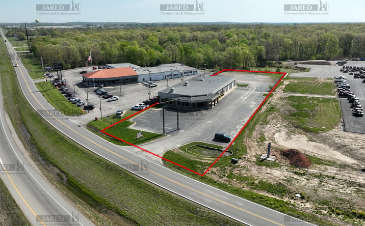Pictures of Retail, Mixed Use property located at 2410 Evergreen Pkwy, Lebanon, MO 65536 for sales - image #1