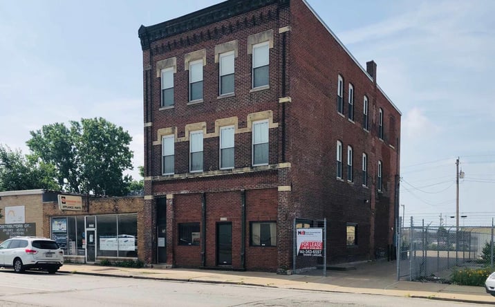 Pictures of Retail, Multifamily, Office property located at 1115 W 3RD Street, Davenport, IA 52802 for sales - image #1