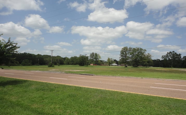 Pictures of Land property located at 1600 Highway 90, Gautier, MS 39553 for sales - image #1