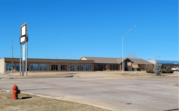 Pictures of Retail property located at 2806 NW Sheridan Rd, Lawton, OK 73505 for sales - image #1