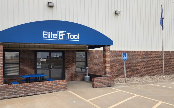 Pictures of Industrial property located at 1011 Industrial Ct, Moscow Mills, MO 63362 for sales - image #1