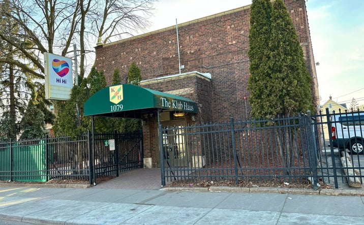 Pictures of Retail property located at 1079 Rice St, Saint Paul, MN 55117 for sales - image #1