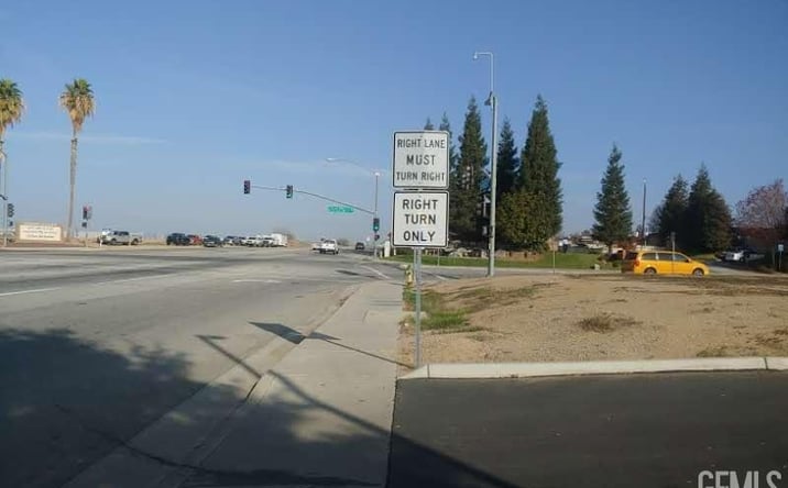 Pictures of Land property located at Airport Dr., Bakersfield, CA 93308, Oildale, CA 93308 for sales - image #1