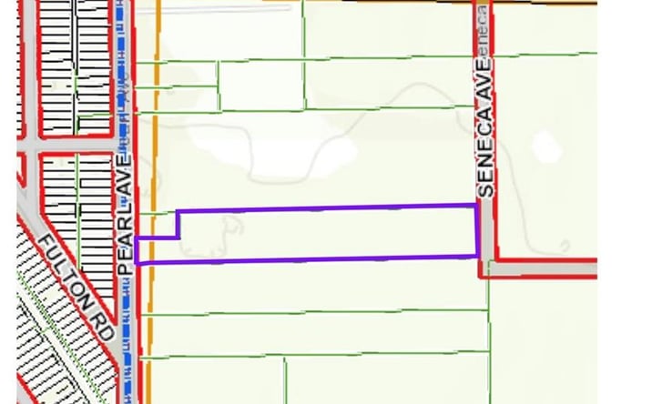Pictures of Land property located at Pearl Ave, Lorain, OH 44055 for sales - image #1