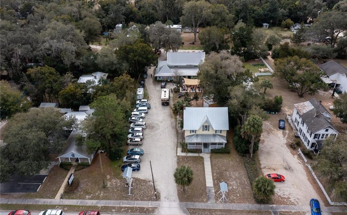 Pictures of Hospitality property located at 307/309 State Road 26, Melrose, FL 32666 for sales - image #1