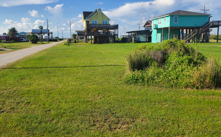 Pictures of Land property located at 2179 TX-87, Bolivar Peninsula, TX 77617 for sales - image #1