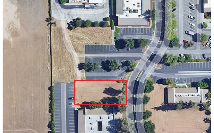 Pictures of Land property located at 3477 W Shaw Ave, Fresno, CA 93711 for sales - image #1