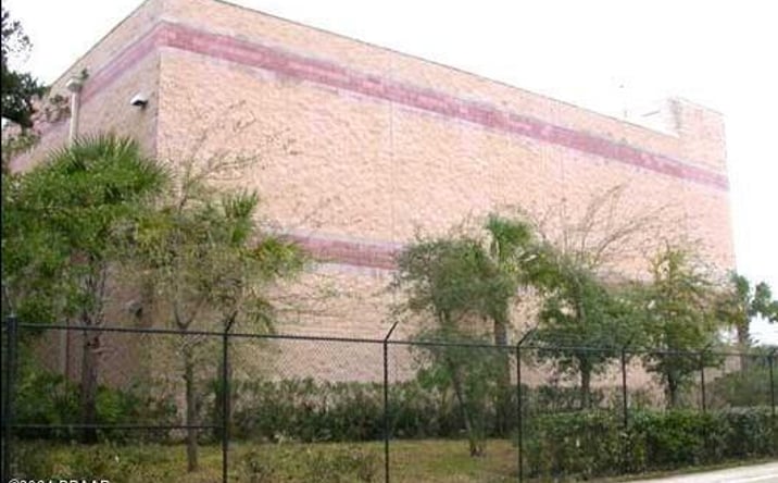 Pictures of Mixed Use, Land, Industrial, Office, Retail, Self Storage property located at 123 N Charles Street, Daytona Beach, FL 32114 for sales - image #1