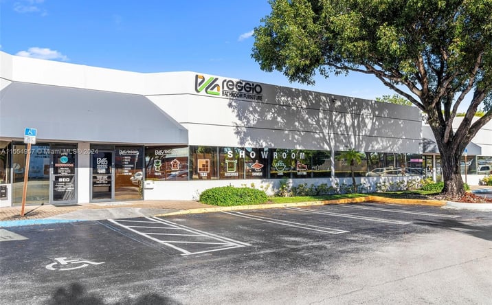 Pictures of Business for Sale, Industrial, Retail property located at Bath Vanities/Accessories and Flooring, Doral, FL 33122 for sales - image #1