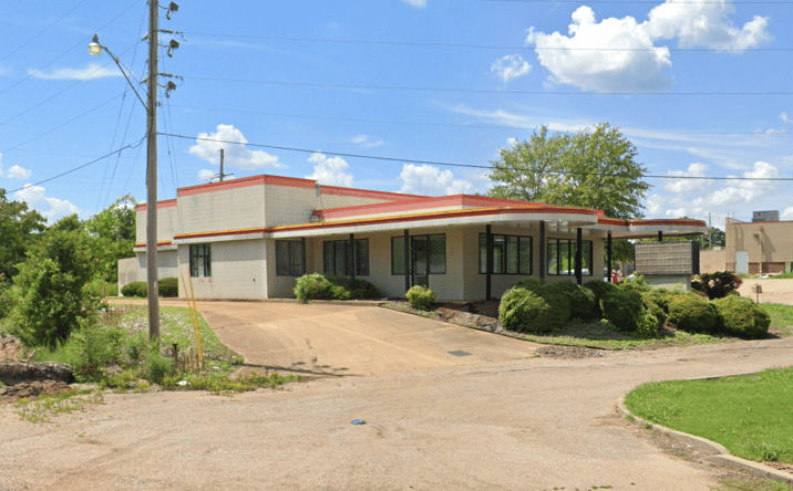Pictures of Retail property located at 270 W Main St, Hardy, AR 72542 for sales - image #1