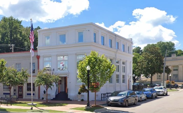 Pictures of Mixed Use, Office, Retail property located at 110 E Bridge St, Wetumpka, AL 36092 for sales - image #1