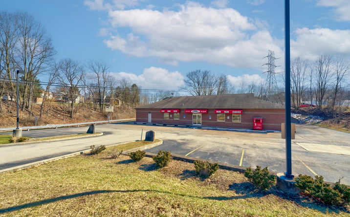 image of property at 2850 BROWNSVILLE RD SOUTHRK TOWNSHIP South Park PA 15129-8530