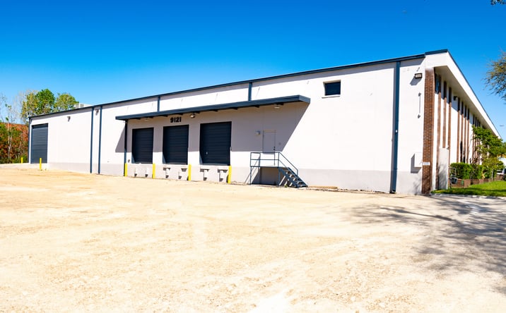 Pictures of Industrial property located at 9121 King Arthur Dr., Dallas, TX 75247 for sales - image #1