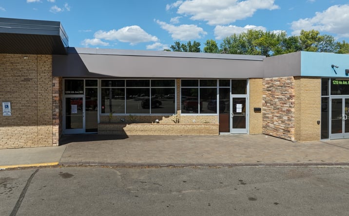 Pictures of Office, Retail property located at 1250 4th Ave NW, Minot, ND 58703 for sales - image #1