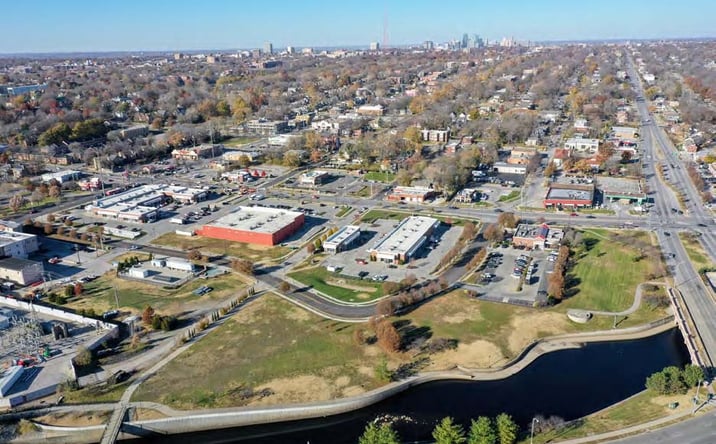 Pictures of Land property located at 1102 E 47th St, Kansas City, MO 64110 for sales - image #1