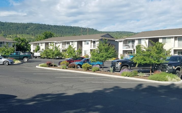 Pictures of Multifamily property located at 2000 Gekeler Ln, La Grande, OR 97850 for sales - image #1