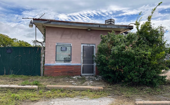 Pictures of Industrial property located at 613 S Avenue B, Freeport, TX 77541 for sales - image #1