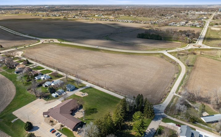 Pictures of Land property located at Cedar Heights Dr, Cedar Falls, IA 50613 for sales - image #1