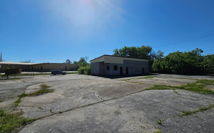 Pictures of Industrial, Land, Mixed Use, Retail, Special Purpose property located at 10601 Martin Luther King Blvd, Houston, TX 77048 for sales - image #1