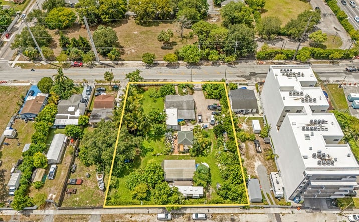 image of property at 2647 NW 87TH ST Miami FL 33147