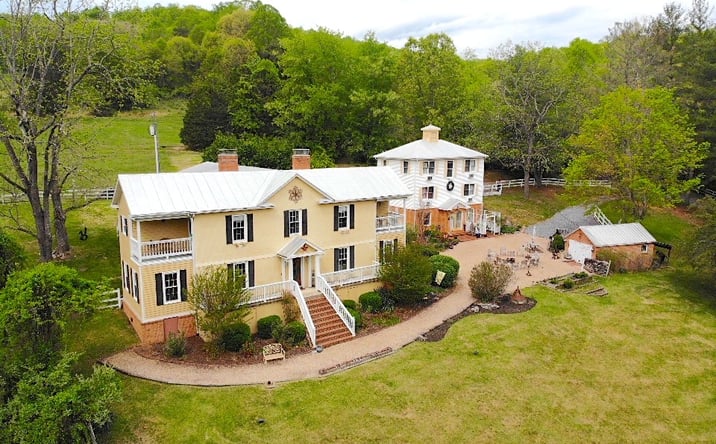 Pictures of Hospitality property located at 325 Union Run, Lexington, VA 24450 for sales - image #1