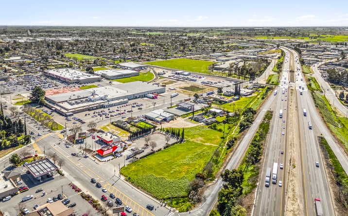 Pictures of Land property located at 1664 W Main St, Turlock, CA 95380 for sales - image #1