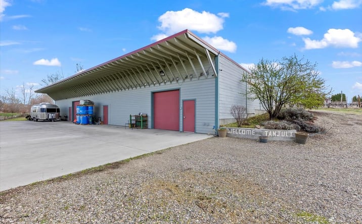 Pictures of Special Purpose property located at 209 N Bonair Rd, Zillah, WA 98953 for sales - image #1