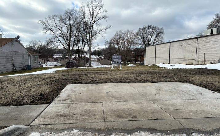 Pictures of Land property located at 4510 Fleur Dr, Des Moines, IA 50321 for sales - image #1