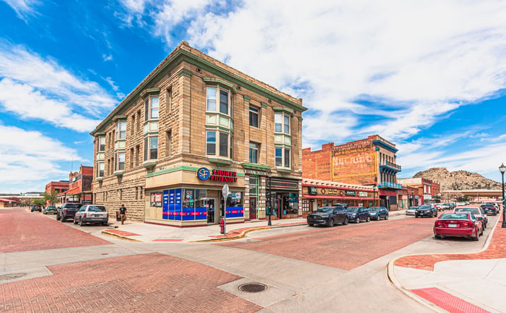 Pictures of Mixed Use, Multifamily, Retail, Special Purpose property located at 401-407 N Commercial St, Trinidad, CO 81082 for sales - image #1