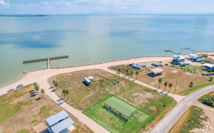 Pictures of Mixed Use property located at 1233 N Ocean Dr, Port Lavaca, TX 77979 for sales - image #1