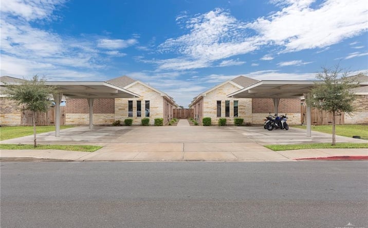 Pictures of Multifamily property located at 1706 W Cortlandt Street, Edinburg, TX 78541 for sales - image #1