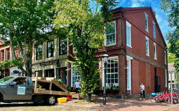 Pictures of Retail, Office, Mixed Use, Special Purpose property located at 33 Main St, Nantucket, MA 02554 for sales - image #1
