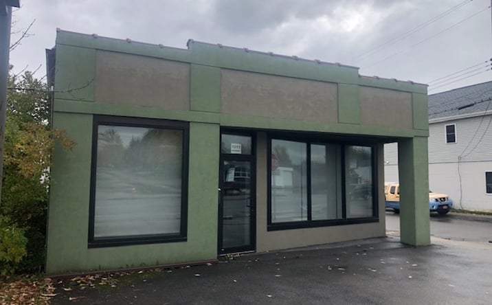 Pictures of Retail property located at 5011 Broadway, Depew, NY 14043 for sales - image #1