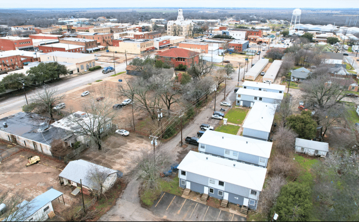 Pictures of Multifamily property located at 208 Church St, Hillsboro, TX 76645 for sales - image #1