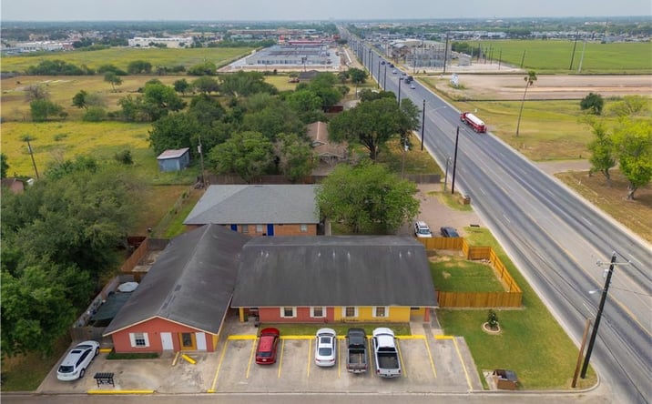 Pictures of Multifamily property located at 608 N Mccoll Road, Edinburg, TX 78539 for sales - image #1