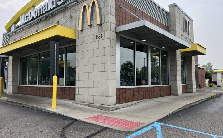 Pictures of Retail property located at 1581 Van Horn Rd, Trenton, MI 48183 for sales - image #1