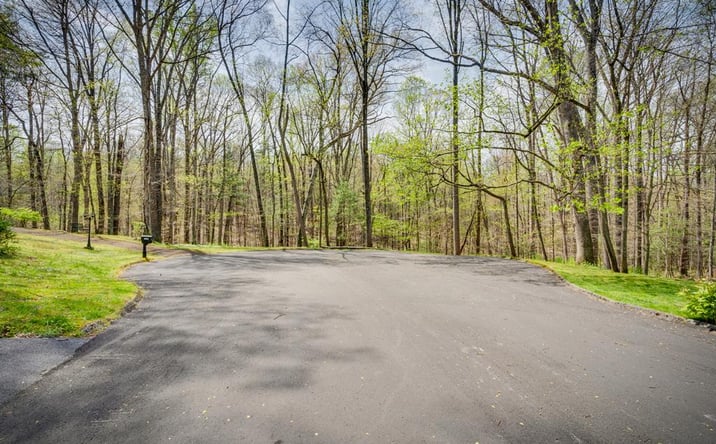 Pictures of Land property located at Mount Vernon Dr, Bristol, VA 24202 for sales - image #1