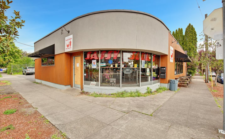 Pictures of Retail property located at 5003 N Lombard St, Portland, OR 97203 for sales - image #1