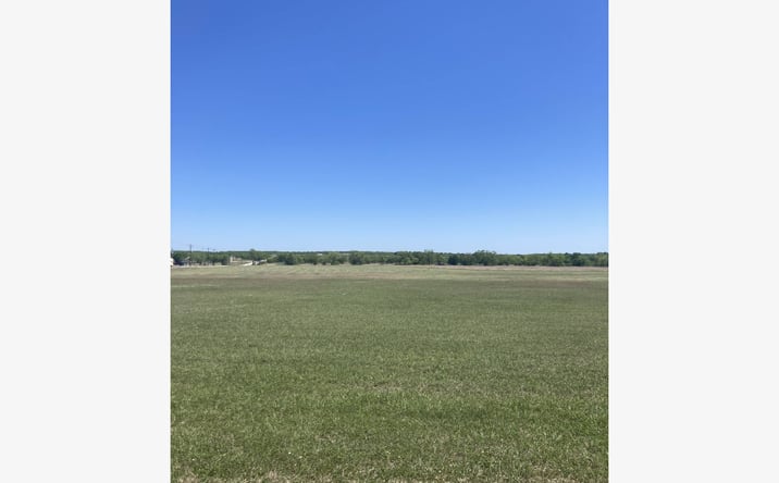 Pictures of Land property located at 100 Rancho Grande, Floresville, TX 78114 for sales - image #1