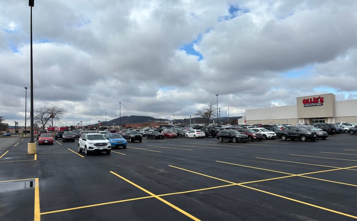 Pictures of Retail property located at 225 Columbia Mall Dr, Bloomsburg, PA 17815 for sales - image #1