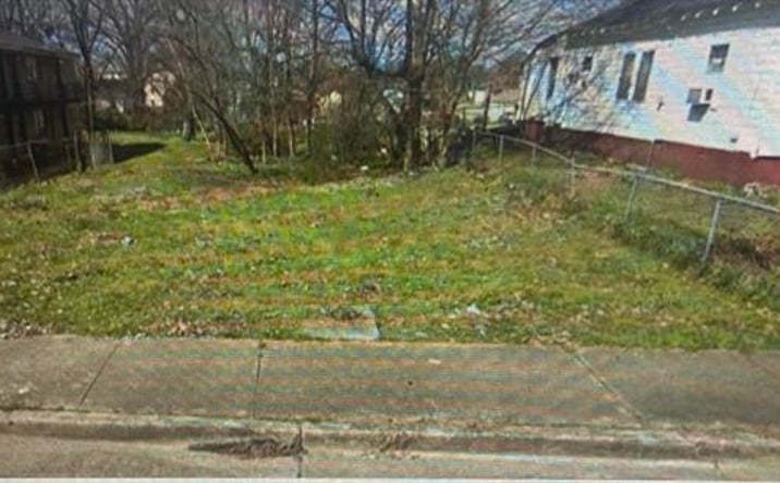 Pictures of Land property located at 1631 Monsarrat St, Memphis, TN 38109 for sales - image #1