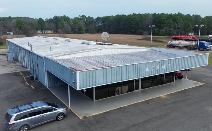 Pictures of Retail property located at 2002 Main St, Logansport, LA 71049 for sales - image #1