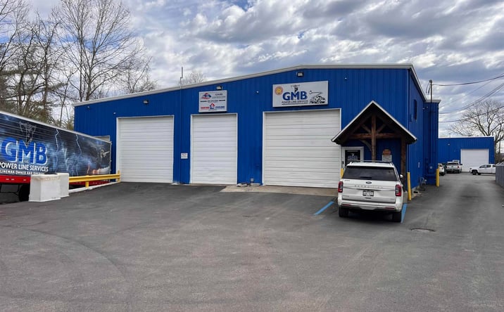 Pictures of Retail, Office, Industrial property located at 550 Hunt Ave, Charleston, WV 25302 for sales - image #1