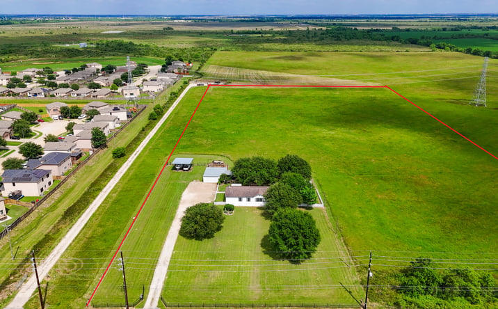 Pictures of Land property located at 16070 Warren Ranch Rd, Hockley, TX 77447 for sales - image #1