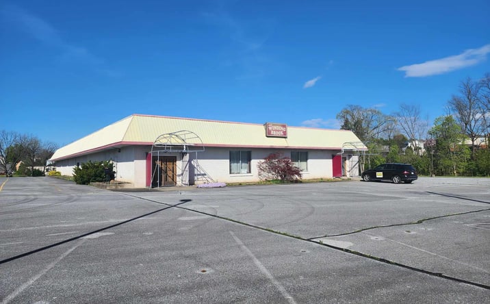 Pictures of Retail property located at 3665 MacArthur Rd, Whitehall,PA, PA 18052 for sales - image #1