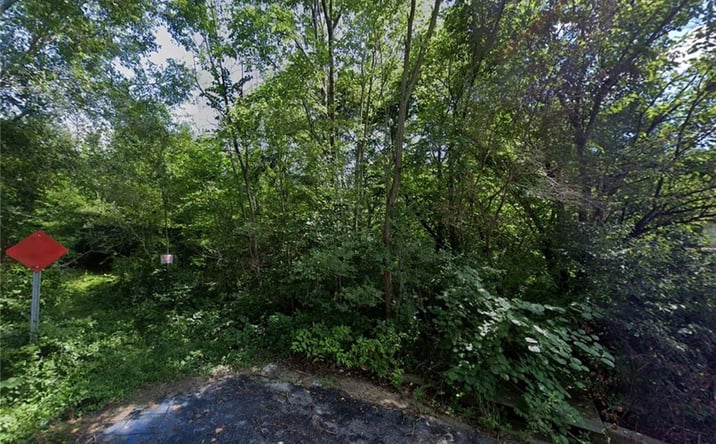 Pictures of Land property located at 403 N Countryside Road, Blue Springs, MO 64015 for sales - image #1